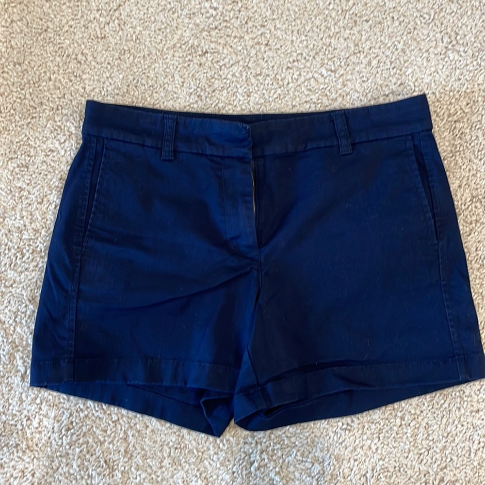 Women’s J Crew 4” Chino Shorts - Size 6 (Navy)